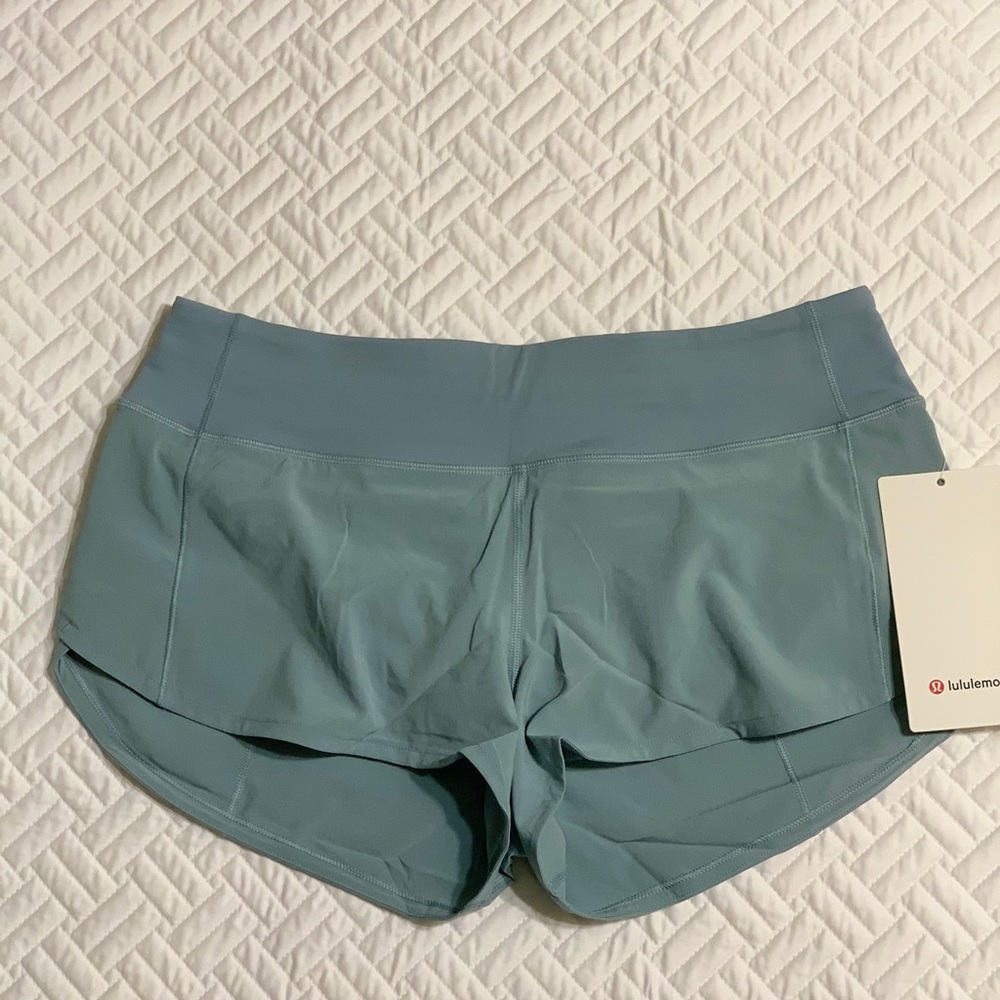 Speed up shorts 2.5’ size 6